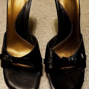 Guess Black hi heels size 8 Guess by Marciano